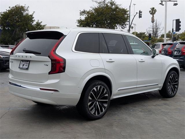 Photo of 2025 Crystal White Volvo XC90 Plug-In Hybrid