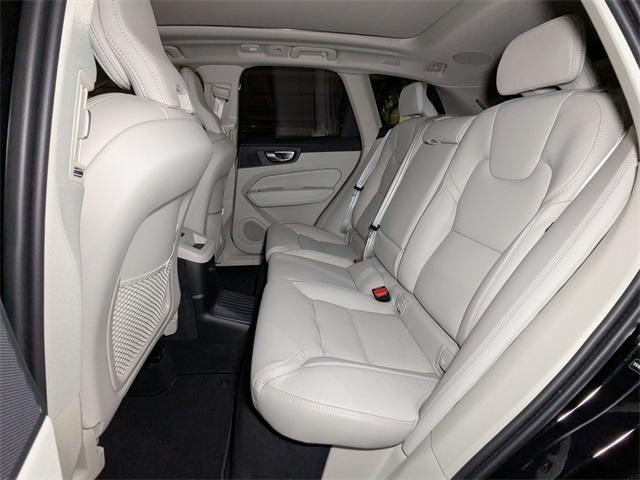 Photo of 2026 Onyx Black Volvo XC60