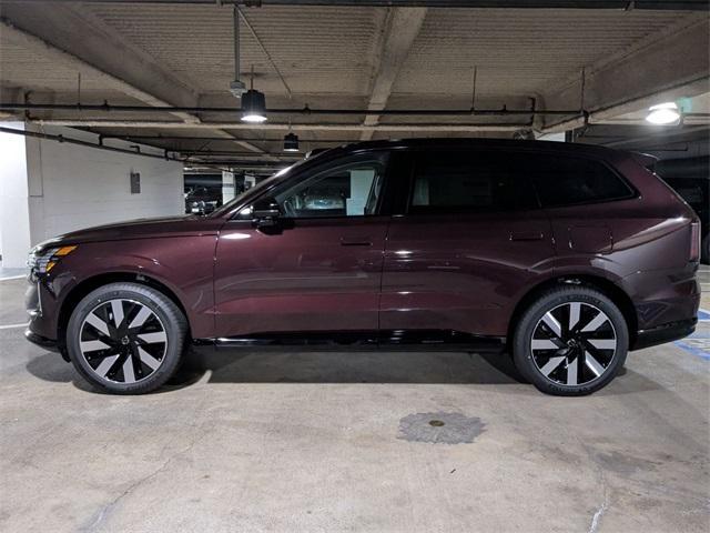 Photo of 2025 Mulberry Volvo EX90