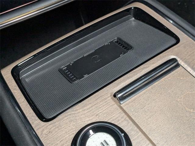 Photo of 2025 Onyx Black Volvo EX90