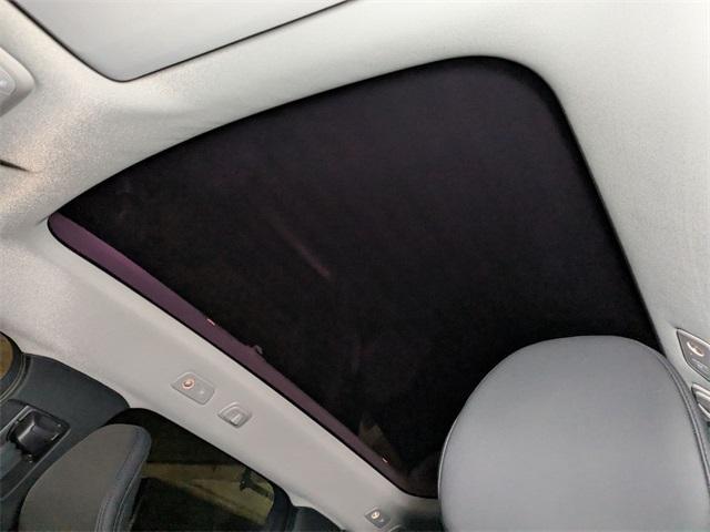 Photo of 2025 Onyx Black Volvo EX90