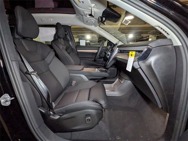 Photo of 2025 Onyx Black Volvo EX90