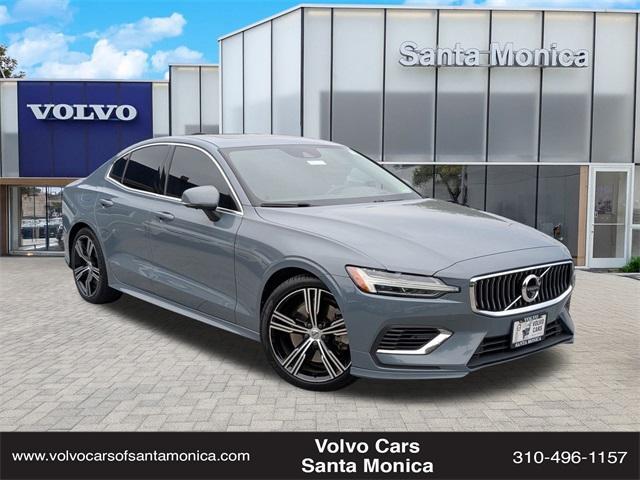2022 Volvo S60 Recharge Plug-in Hybrid
