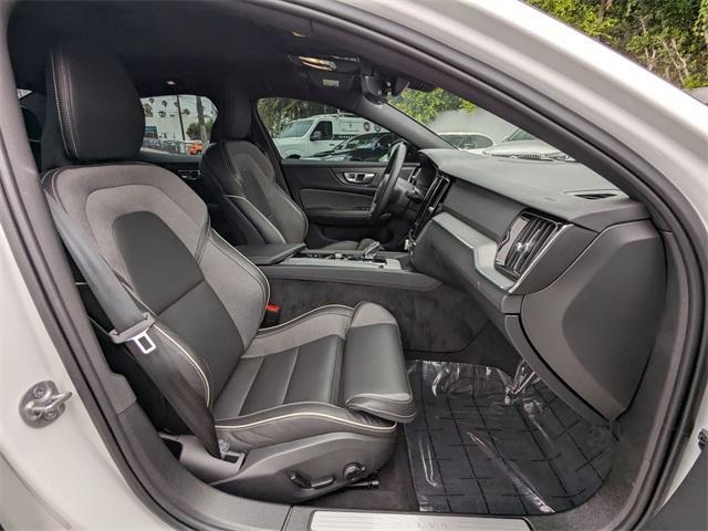 Photo of 2024 Crystal White Metallic Volvo S60