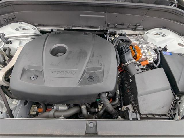 Photo of 2024 Crystal White Metallic Volvo XC90 Recharge Plug-In Hybrid
