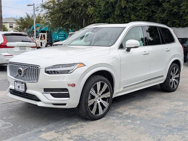Photo of 2024 Crystal White Metallic Volvo XC90 Recharge Plug-In Hybrid