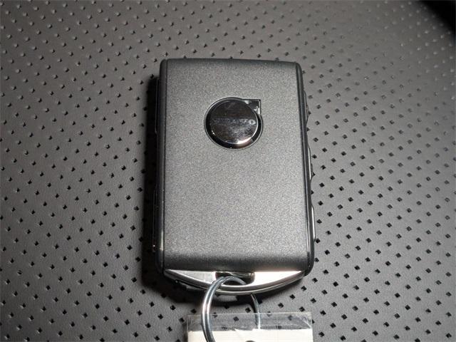 Photo of 2025 Denim Blue Volvo XC90 Plug-In Hybrid