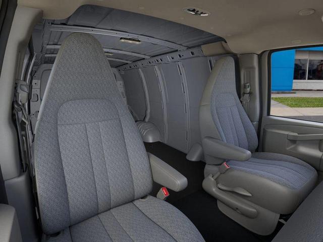 Photo of 2025 Summit White Chevrolet Express 2500