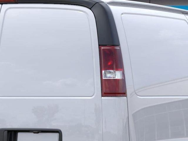 Photo of 2025 Summit White Chevrolet Express 2500