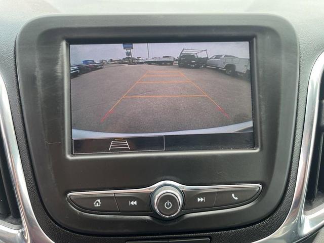 Photo of 2023 Summit White Chevrolet Equinox