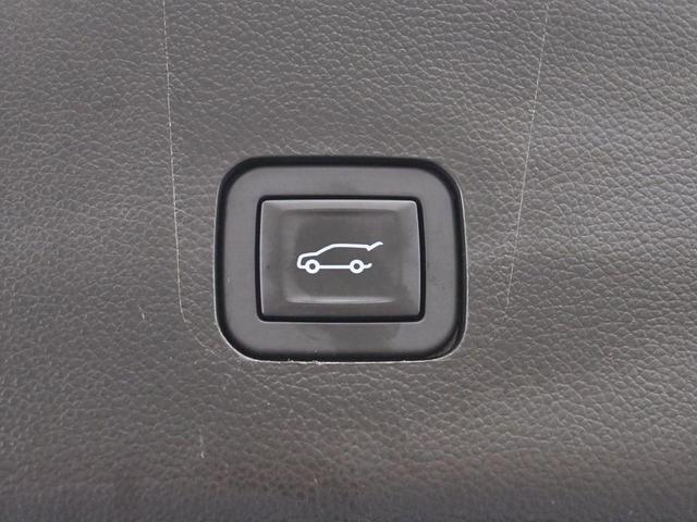 Photo of 2019 Graphite Metallic Chevrolet Traverse
