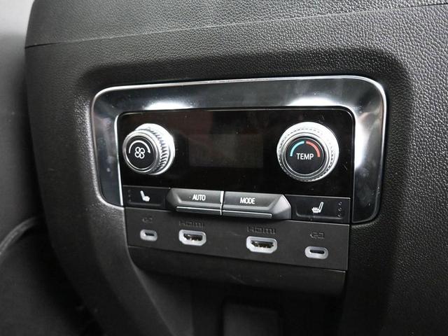 Photo of 2024 White Frost Tri-Coat GMC Yukon