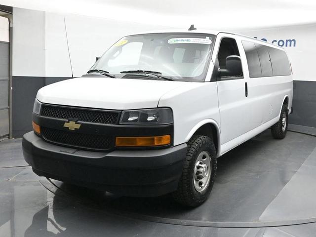 Photo of 2022 Summit White Chevrolet Express 3500