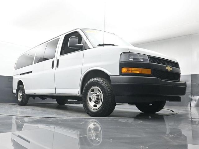 Photo of 2022 Summit White Chevrolet Express 3500