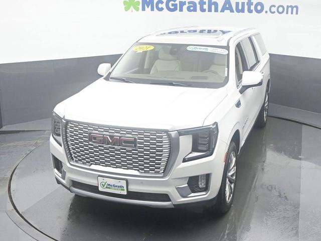 Photo of 2021 White Frost Tri-Coat GMC Yukon XL