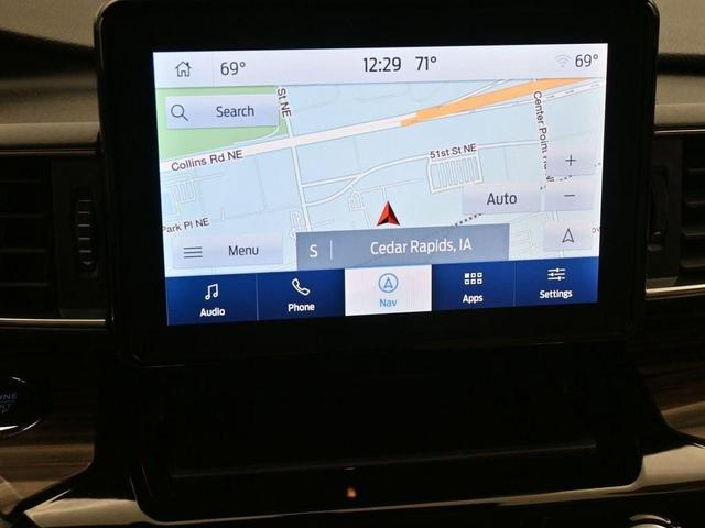Photo of 2023 Oxford White Ford Explorer