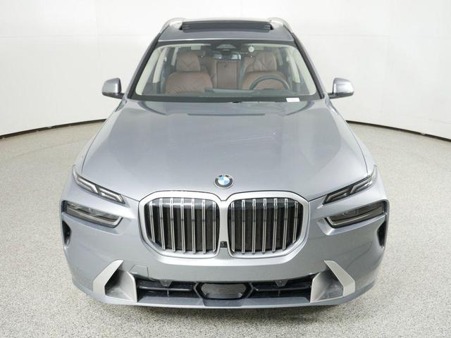 Photo of 2025 Skyscraper Grey Metallic BMW X7