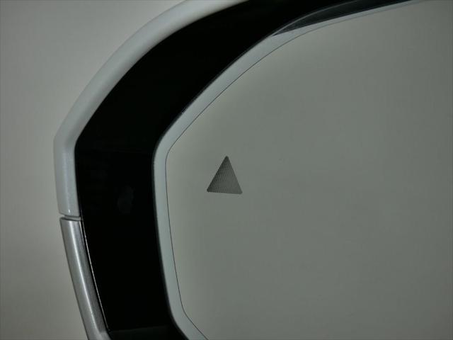Photo of 2024 Mineral White Metallic BMW 530