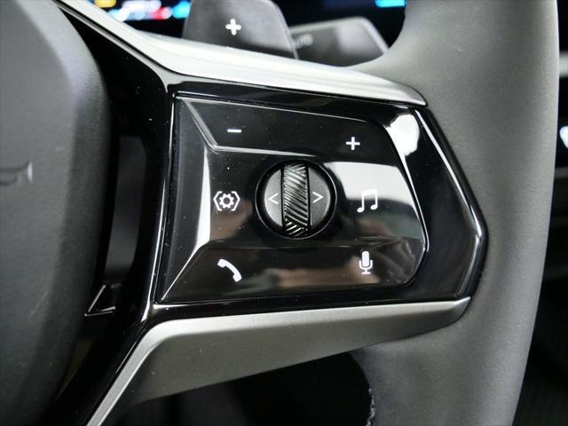 Photo of 2024 Mineral White Metallic BMW 530