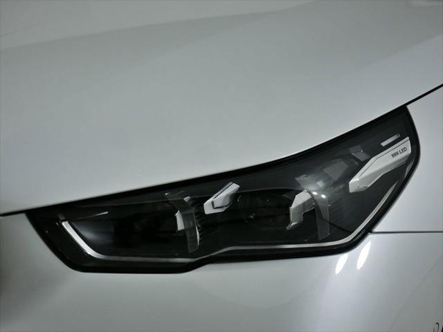 Photo of 2024 Mineral White Metallic BMW 530