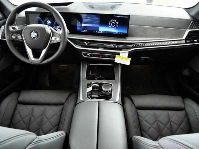 Photo of 2026 Black Sapphire Metallic BMW X5