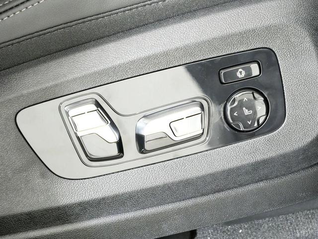 Photo of 2026 Black Sapphire Metallic BMW X5