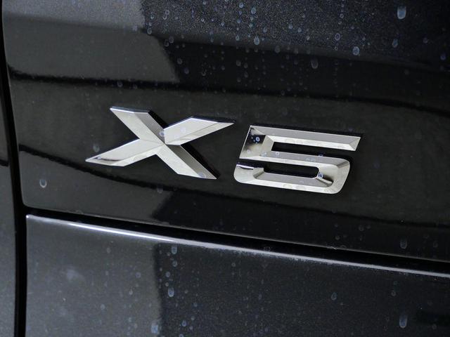 Photo of 2026 Black Sapphire Metallic BMW X5