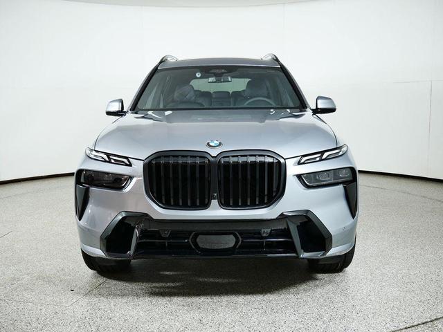 Photo of 2026 Gray Metallic BMW X7