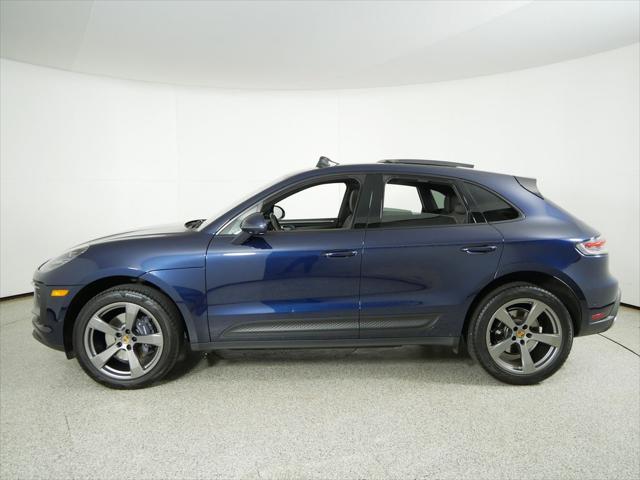 Photo of 2022 Night Blue Metallic Porsche Macan