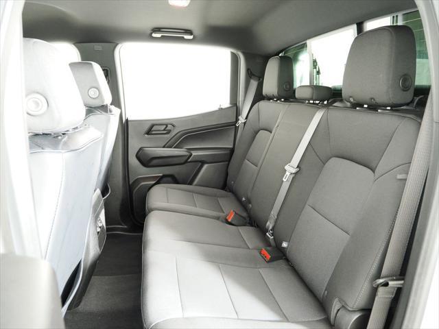 Photo of 2024 Summit White Chevrolet Colorado