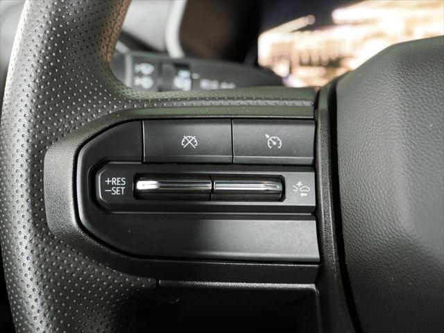Photo of 2024 Summit White Chevrolet Colorado