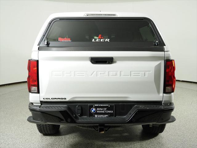 Photo of 2024 Summit White Chevrolet Colorado