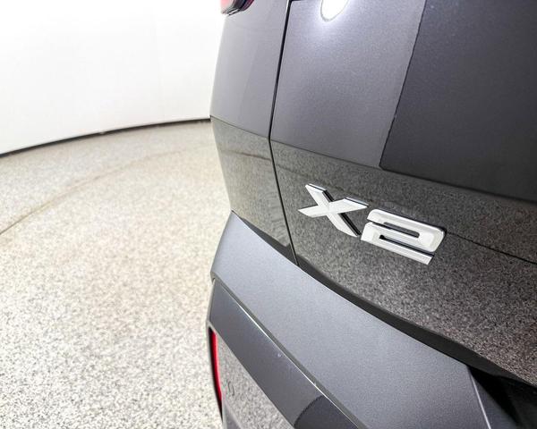 Photo of 2025 Black Sapphire Metallic BMW X2