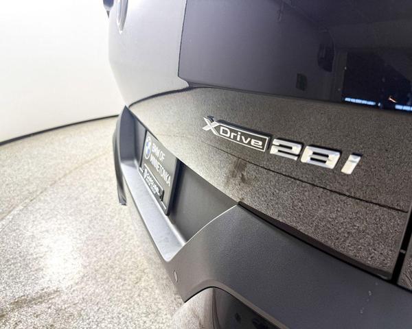 Photo of 2025 Black Sapphire Metallic BMW X2