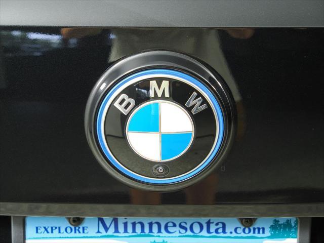 Photo of 2025 Black Sapphire Metallic BMW iX