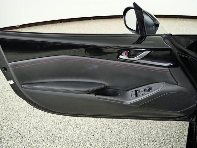 Photo of 2019 Jet Black Mica Mazda MX-5 Miata RF