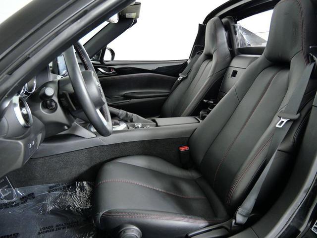 Photo of 2019 Jet Black Mica Mazda MX-5 Miata RF