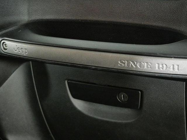 Photo of 2015 Black Clearcoat Jeep Wrangler