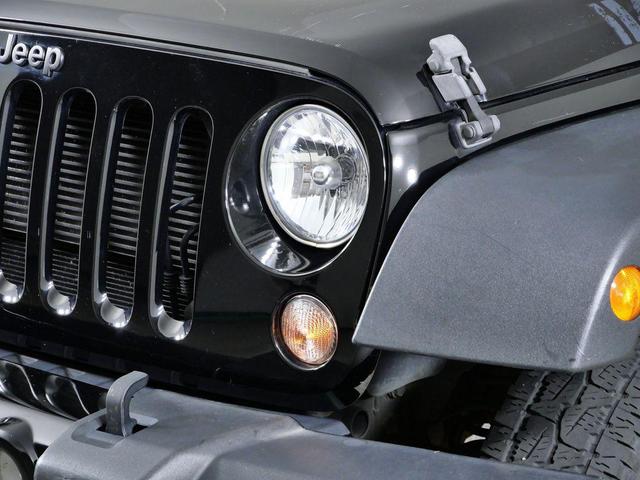 Photo of 2015 Black Clearcoat Jeep Wrangler