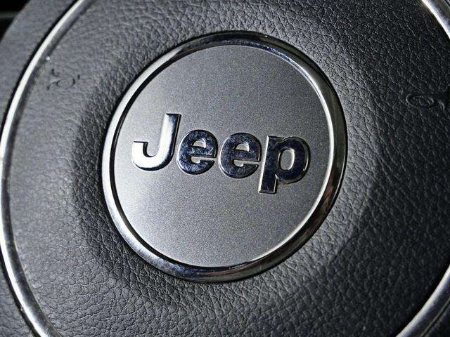 Photo of 2015 Black Clearcoat Jeep Wrangler