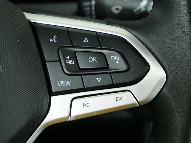 Photo of 2025 Opal White Pearl Volkswagen Jetta
