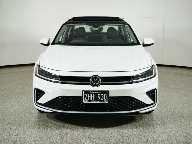 Photo of 2025 Opal White Pearl Volkswagen Jetta