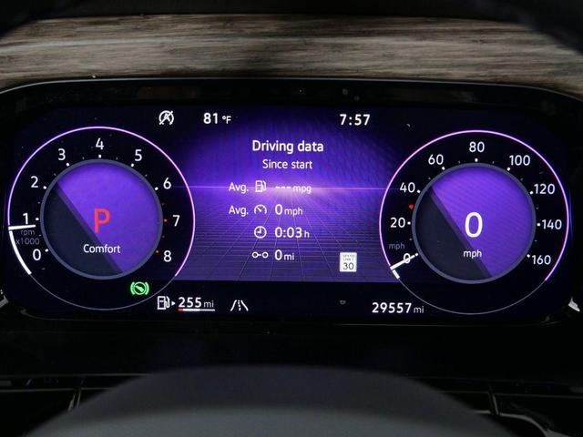 Photo of 2024 Opal White Volkswagen Atlas