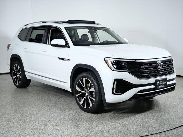 Photo of 2024 Opal White Volkswagen Atlas