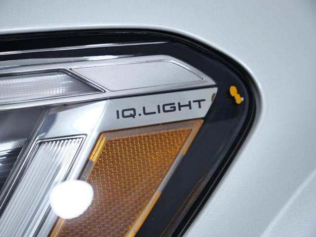 Photo of 2024 Opal White Volkswagen Atlas