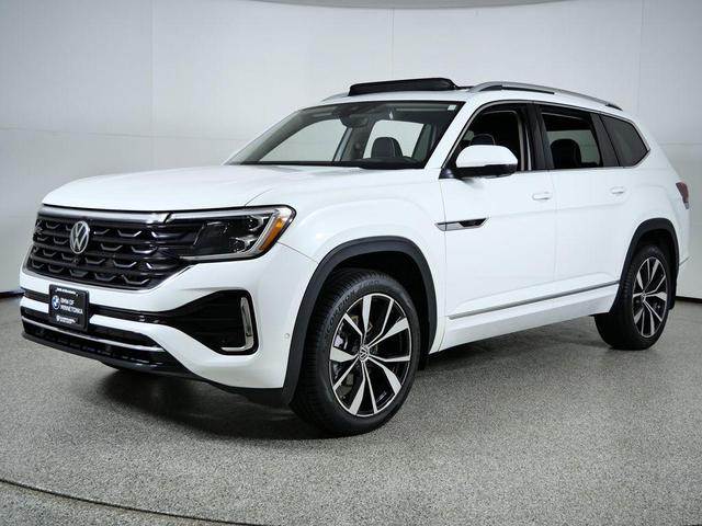 Photo of 2024 Opal White Volkswagen Atlas