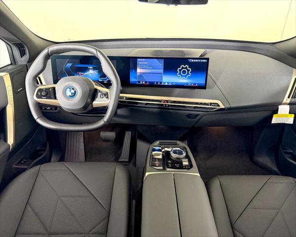 Photo of 2025 Dark Graphite Metallic BMW iX