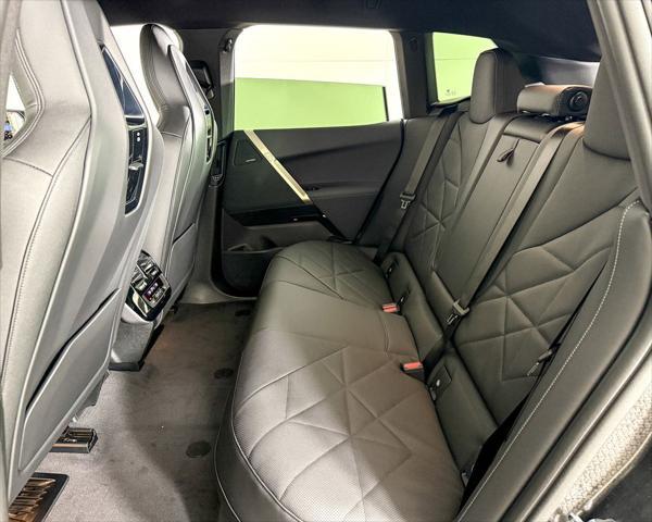 Photo of 2025 Dark Graphite Metallic BMW iX