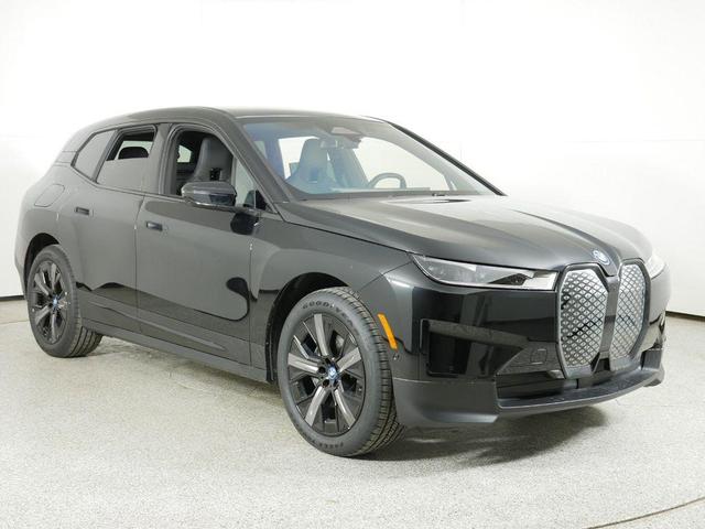 Photo of 2025 Black Sapphire Metallic BMW iX