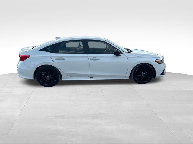 Photo of 2024 Platinum White Pearl Honda Civic